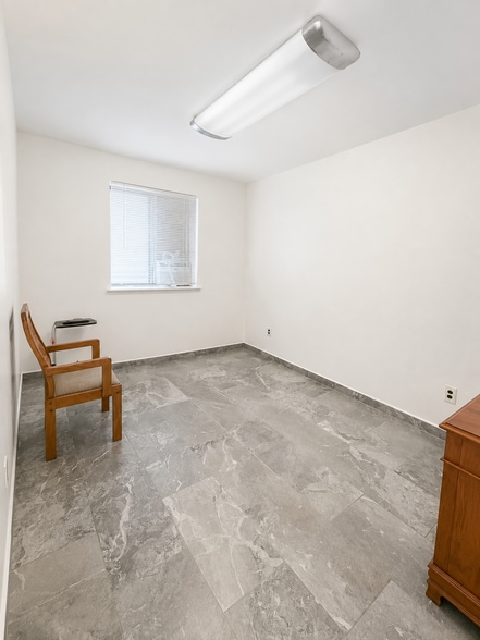 More Photos Of 12215 25th Rd, Flushing Specialty For Sale
