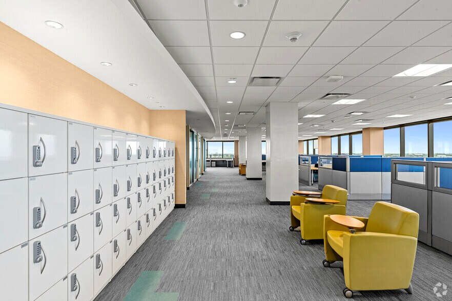 More Photos Of 899 W Cypress Creek Rd, Fort Lauderdale Office For Lease