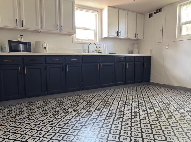 More Photos Of 400 Church St, Sandpoint Lodge Meeting Hall For Lease