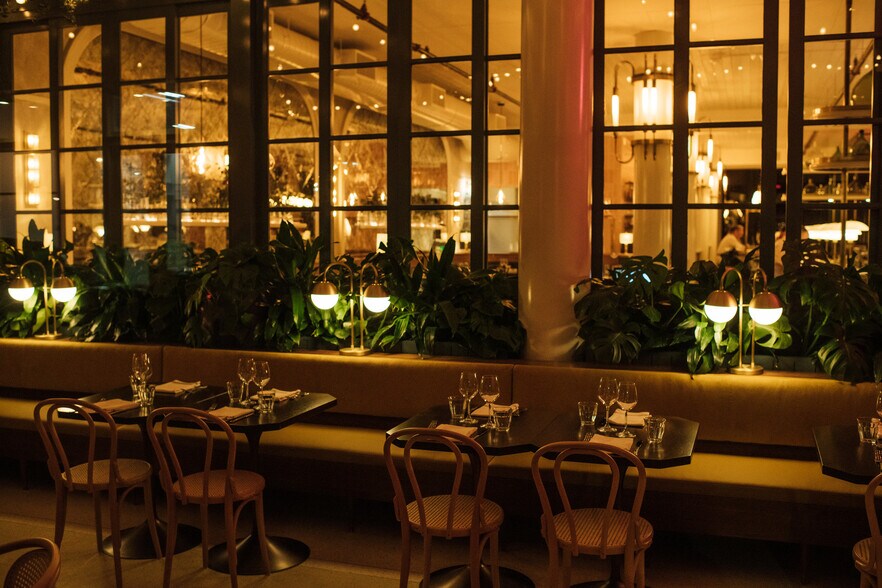 More Photos Of 225 Chartres St, New Orleans Storefront Retail Residential For Lease