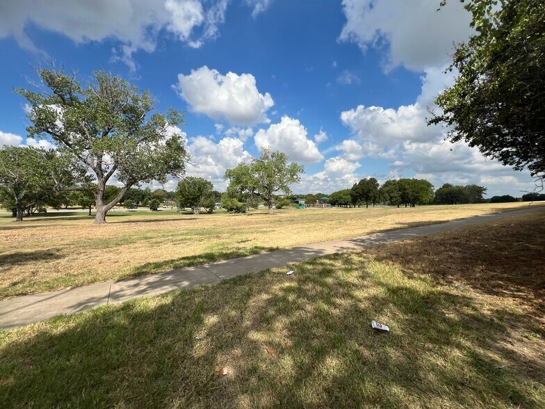 More Photos Of 6816 Z Boaz pl, Fort Worth Land For Sale