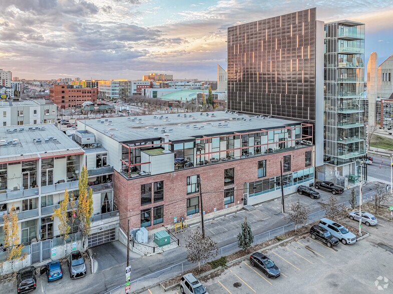 More Photos Of 10309 107 St NW, Edmonton Apartments For Sale