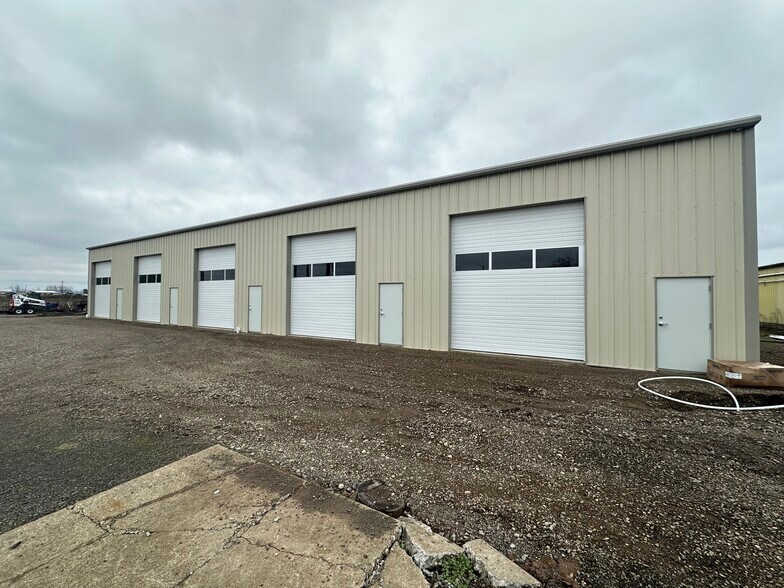 More Photos Of 30003 Federal Ln, Eugene Warehouse For Lease
