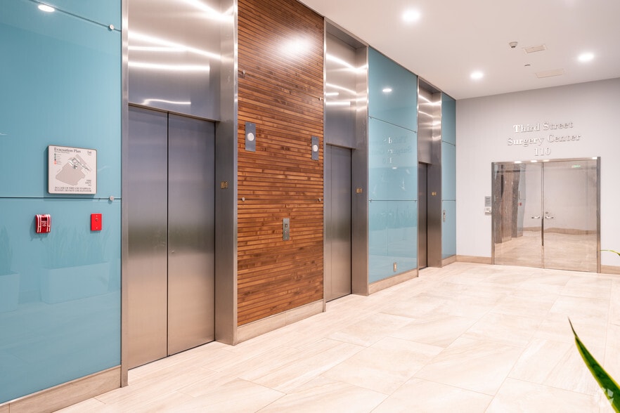 More Photos Of 420 E 3rd St, Los Angeles Medical For Lease