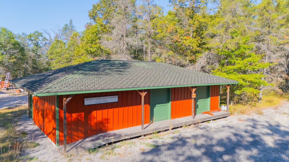 More Photos Of 230 S Abbe Rd, Fairview Railroad Yard For Sale