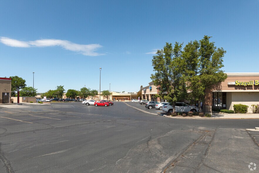 More Photos Of 4031-4041 Riverdale Rd, Riverdale Freestanding For Lease