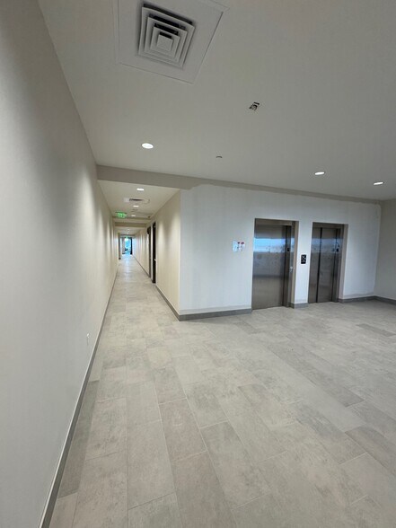 More Photos Of 1715 South Friendswood, Friendswood Medical For Lease