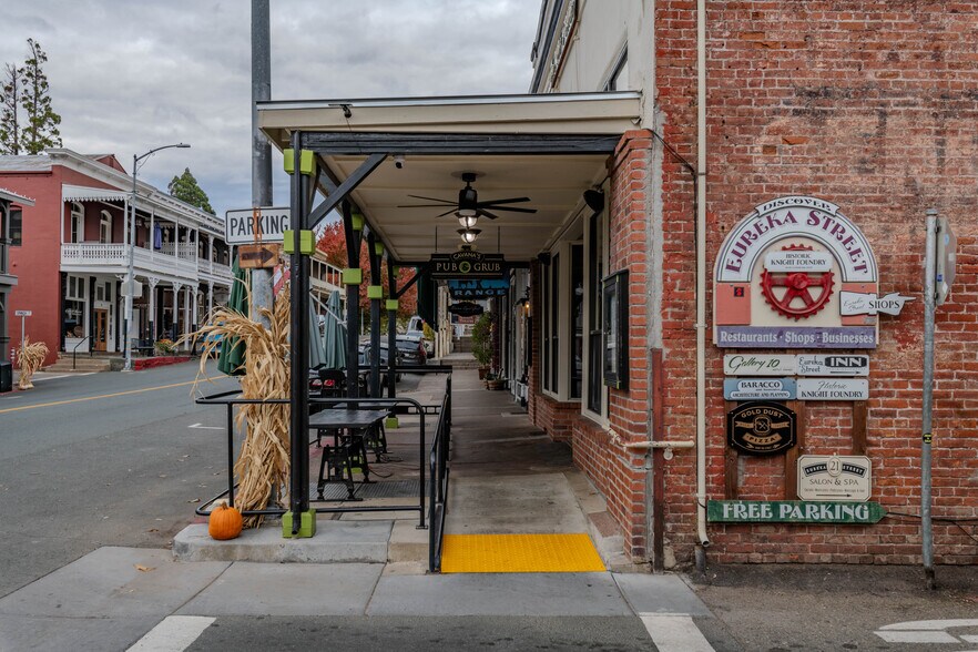 More Photos Of 36 Main St, Sutter Creek Restaurant For Sale