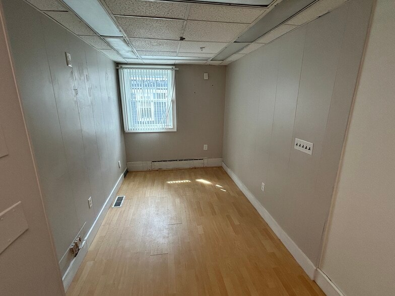 More Photos Of 120 College Ave, Somerville Medical For Lease