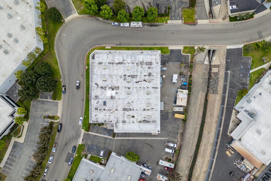 More Photos Of 231 W Blueridge Ave, Orange Manufacturing For Sale