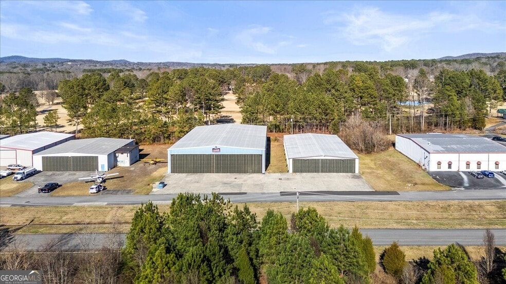 Primary Photo Of 109 Gasque Dr, LaFayette Airplane Hangar For Sale