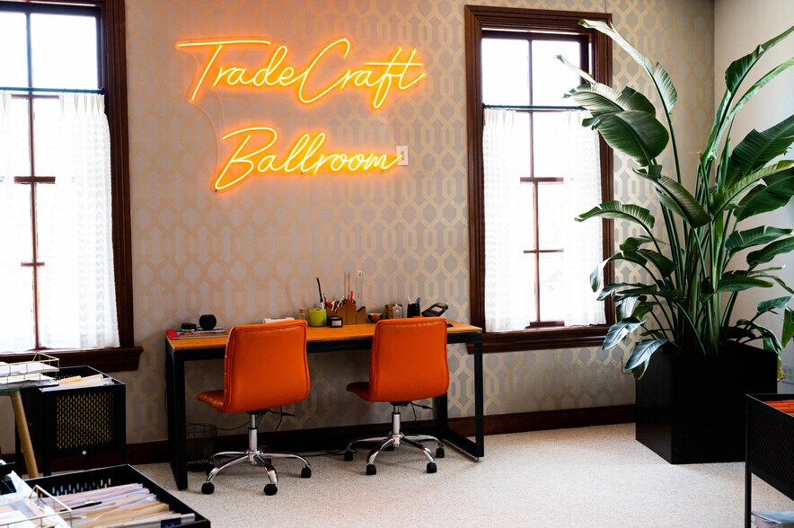 More Photos Of 901 Mason St, San Antonio Office For Lease