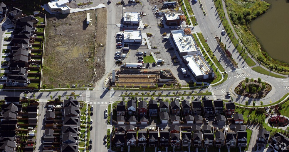 More Photos Of 50 Fireside Gate, Cochrane Apartments For Lease