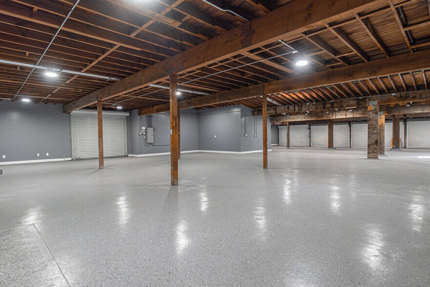 More Photos Of 820 W Esther St, Long Beach Distribution For Sale