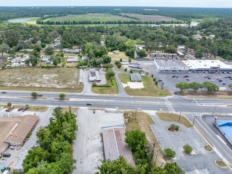 More Photos Of 1330 SW Main Blvd, Lake City Freestanding For Sale