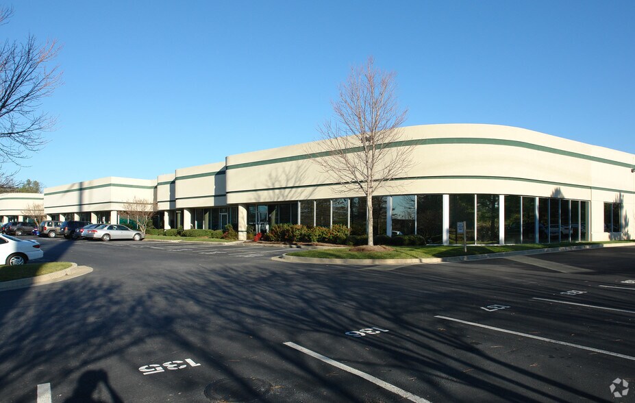 Primary Photo Of 975 Cobb Place Blvd NW, Kennesaw Light Distribution For Sale