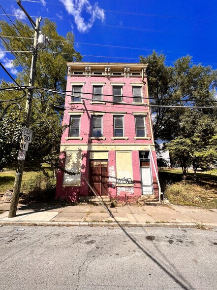 More Photos Of 422 W McMicken Ave, Cincinnati Apartments For Sale