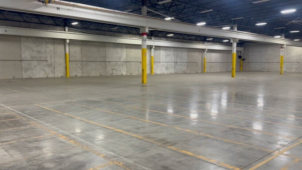 Primary Photo Of 2380 E Millikin Pky, Decatur Distribution For Lease