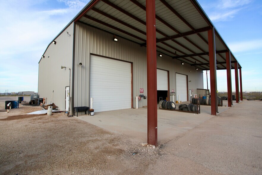 More Photos Of 6308 S County Road 1270, Midland Warehouse For Sale