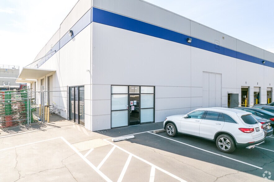 More Photos Of 1720 N Market Blvd, Sacramento Warehouse For Lease