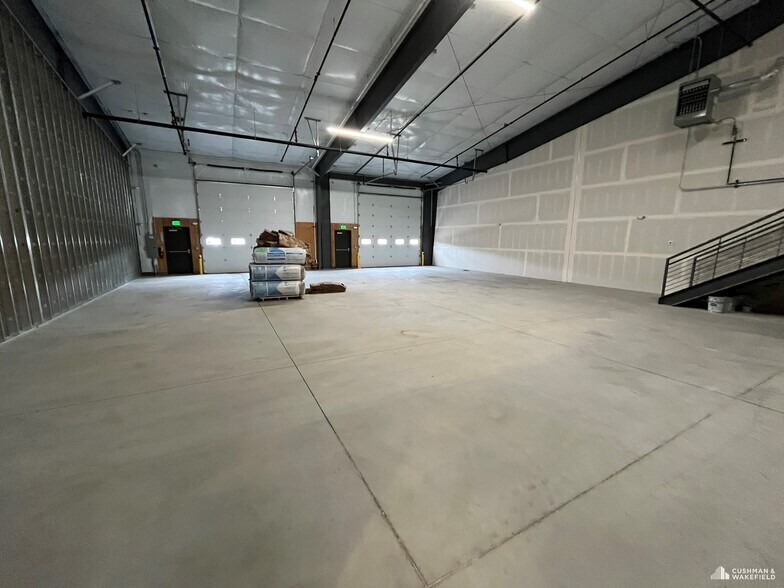 More Photos Of 2246 Zurich Dr, Fort Collins Warehouse For Lease