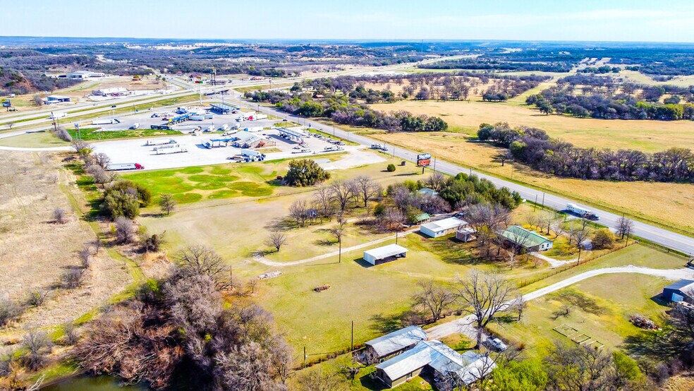 More Photos Of 14330 S Highway 281, Santo Trailer Camper Park For Sale
