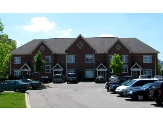 More Photos Of 601 N Shore Dr, Jeffersonville Medical For Sale