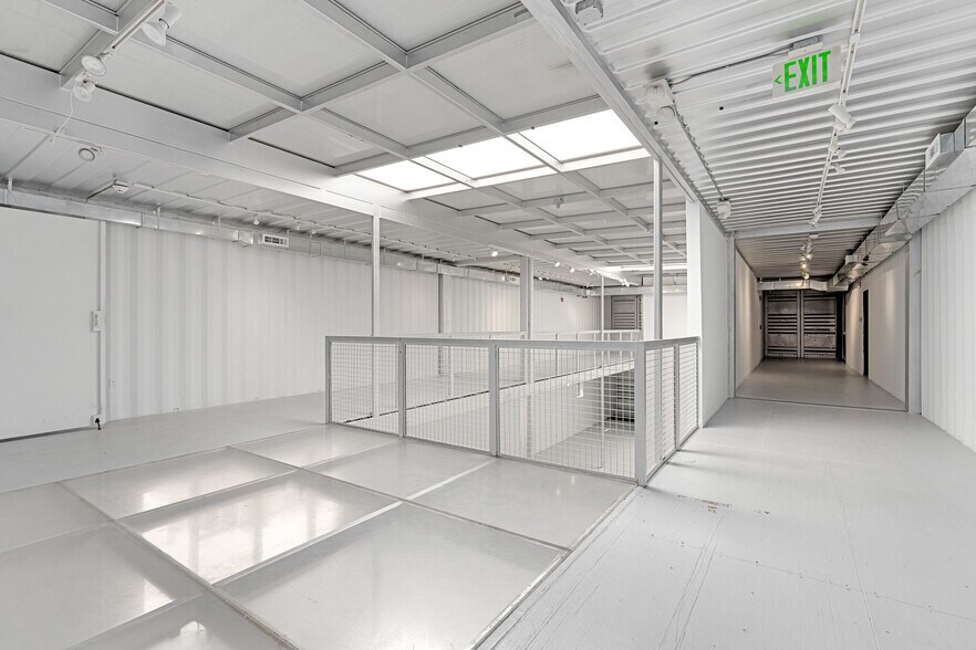 More Photos Of 1226 Flagman Way, Santa Fe Office For Sale