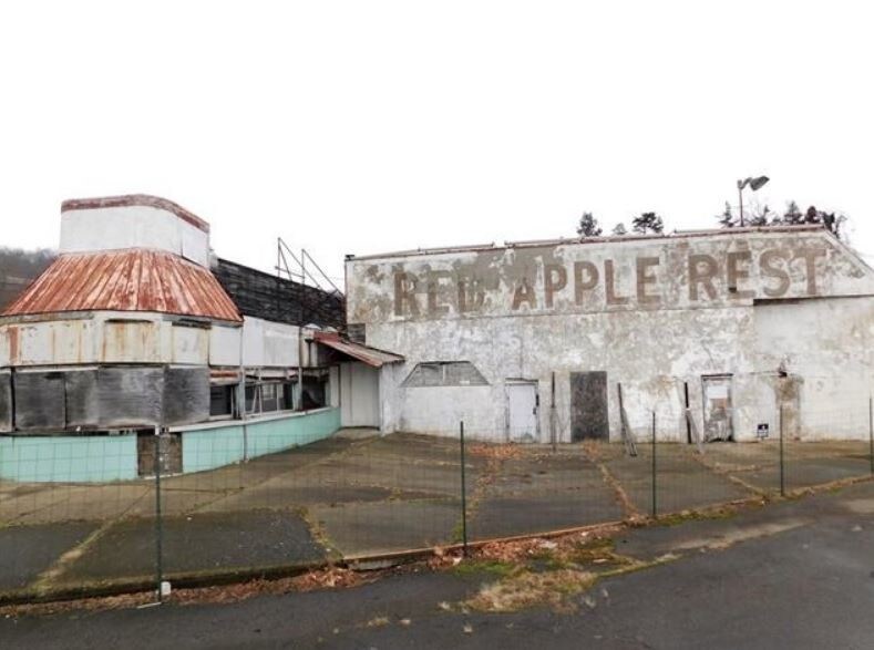 More Photos Of 974 Route 17, Southfields Restaurant For Sale