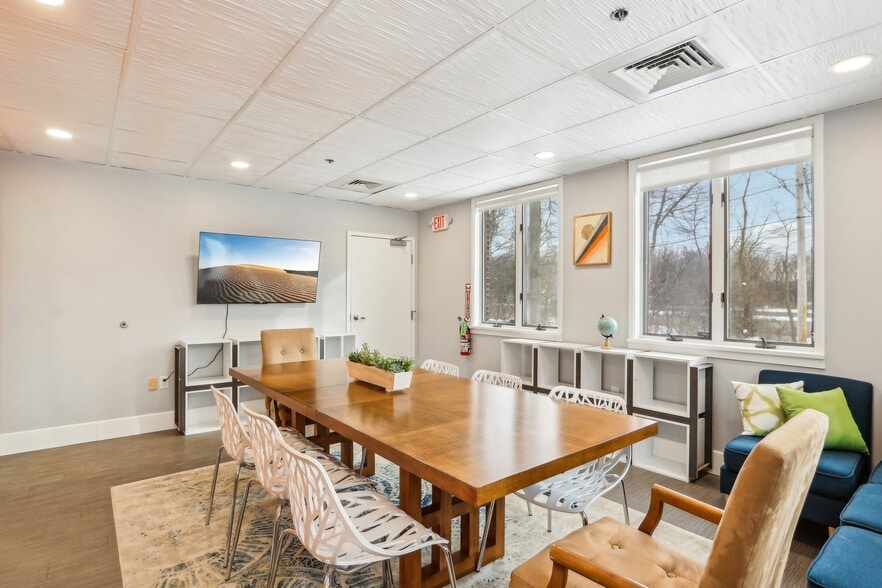 More Photos Of 100 Conifer Hill Dr, Danvers Office For Sale