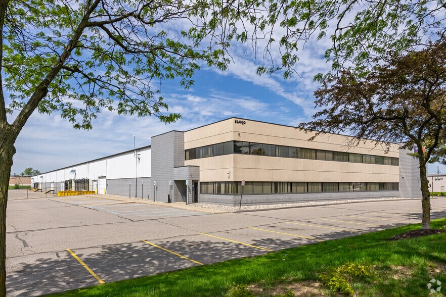 Primary Photo Of 34800 Goddard Rd, Romulus Distribution For Lease
