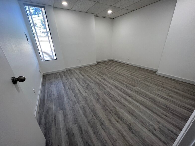 More Photos Of 2150 E Tahquitz Canyon Way, Palm Springs Medical For Lease