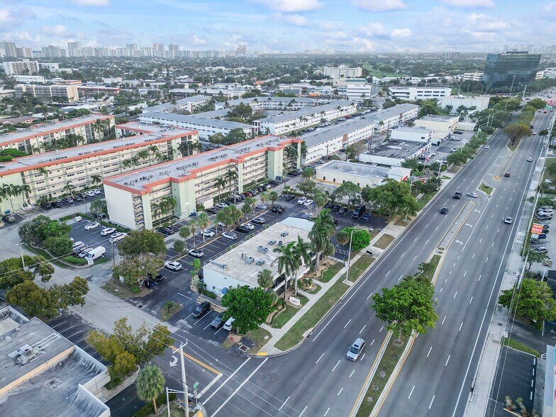 More Photos Of 5300 N Federal Hwy, Fort Lauderdale Office For Sale