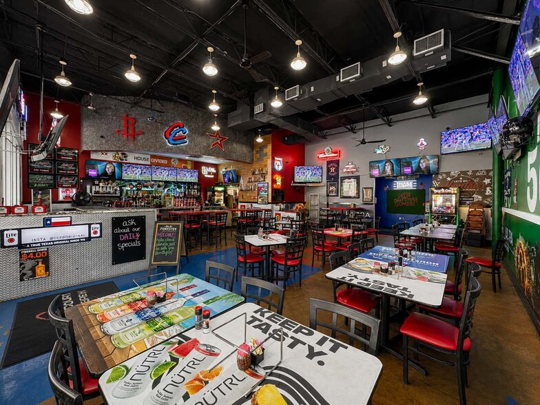 More Photos Of 9721 W Broadway St, Pearland Restaurant For Sale