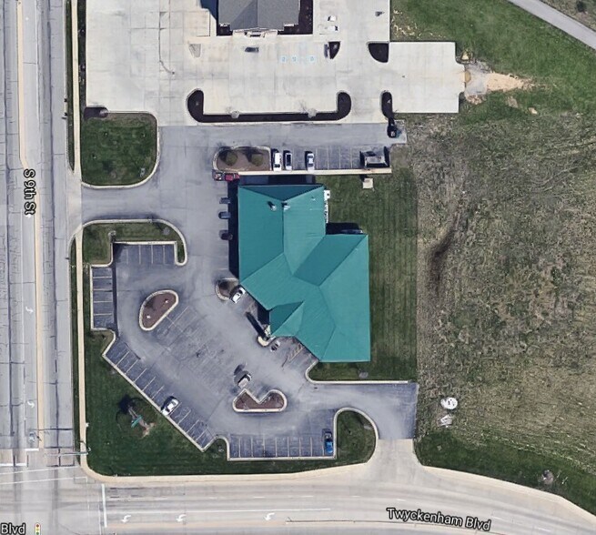 More Photos Of 3105 S 9th St, Lafayette Freestanding For Lease