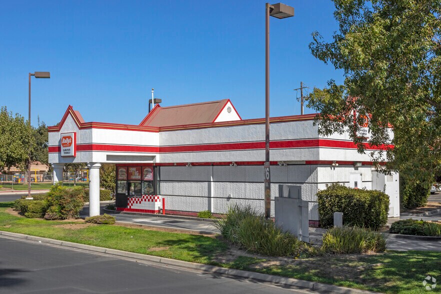 More Photos Of 2310 W Cleveland Ave, Madera Fast Food For Sale