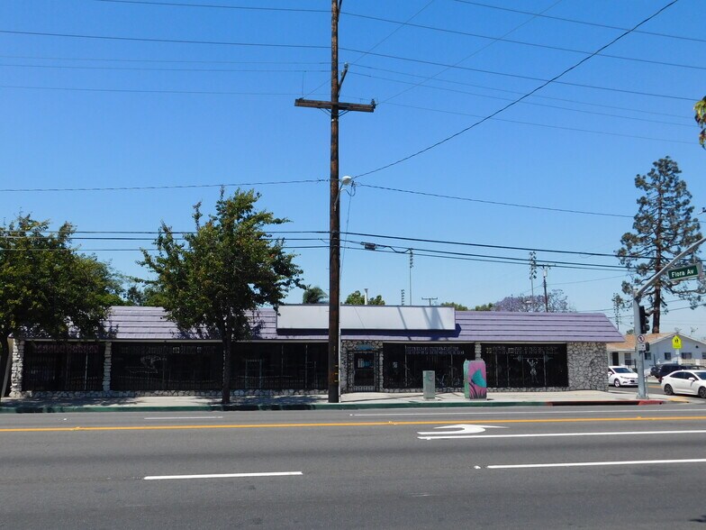 More Photos Of 4273 Florence Ave, Bell Storefront For Sale