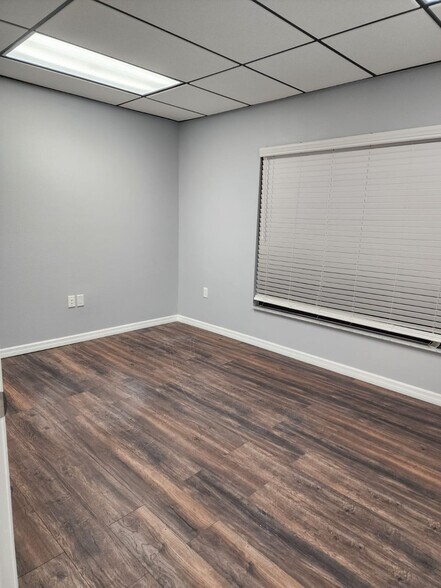 More Photos Of 102 Columbia Dr, Cape Canaveral Office Residential For Lease