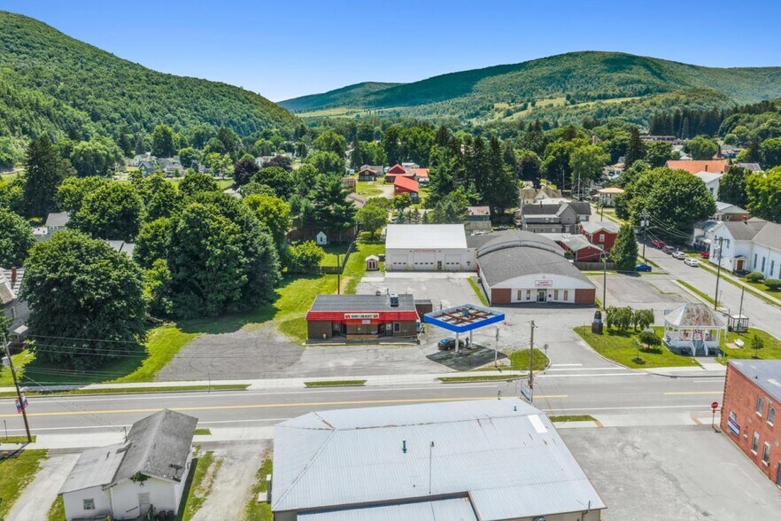 More Photos Of 2 E Main St, Canisteo Convenience Store For Sale