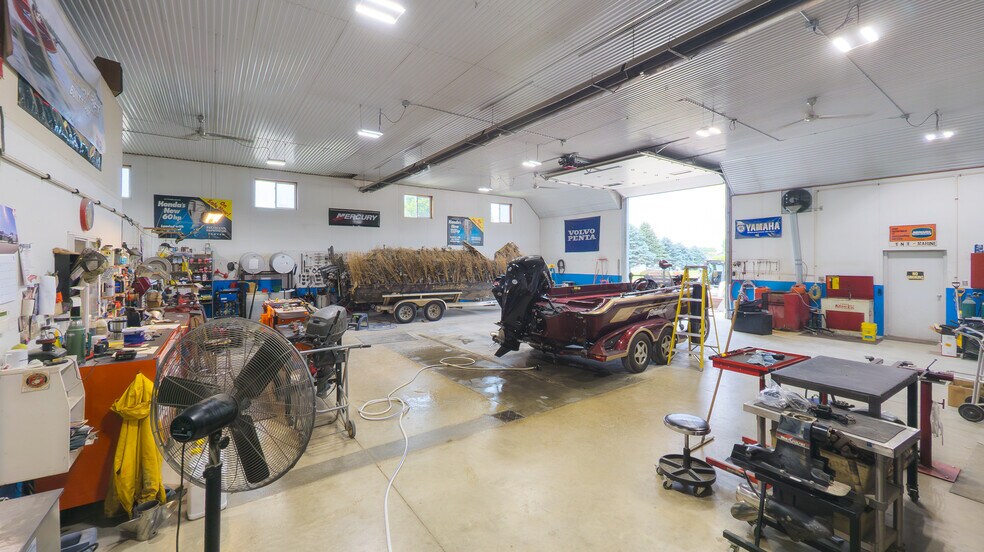 More Photos Of 438 S Main St, Dover Warehouse For Sale