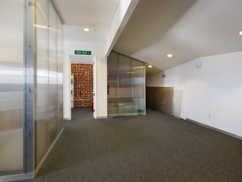 More Photos Of 1424 Marcelina Ave, Torrance Freestanding For Lease