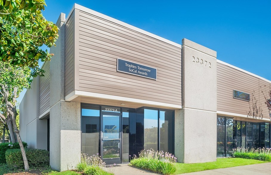 More Photos Of 23322 Madero, Mission Viejo Unknown For Lease