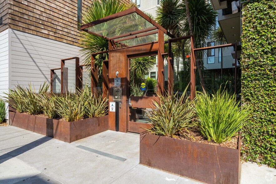 More Photos Of 467 Gough St, San Francisco Apartments For Lease