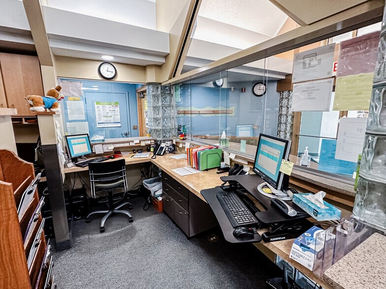 More Photos Of 4649 N Breton Ct SE, Grand Rapids Medical For Sale