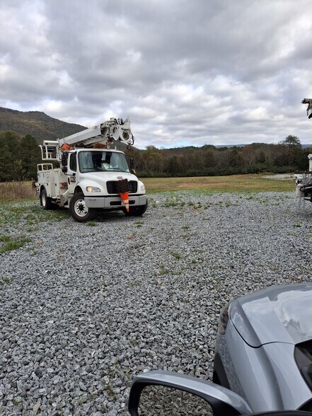 More Photos Of 51-87 Newsome Gap rd, Rising Fawn Land For Lease