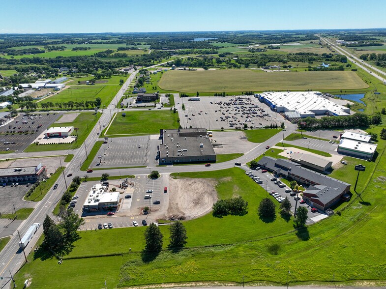 More Photos Of 1227 Timberlane Dr, Sauk Centre General Retail For Sale