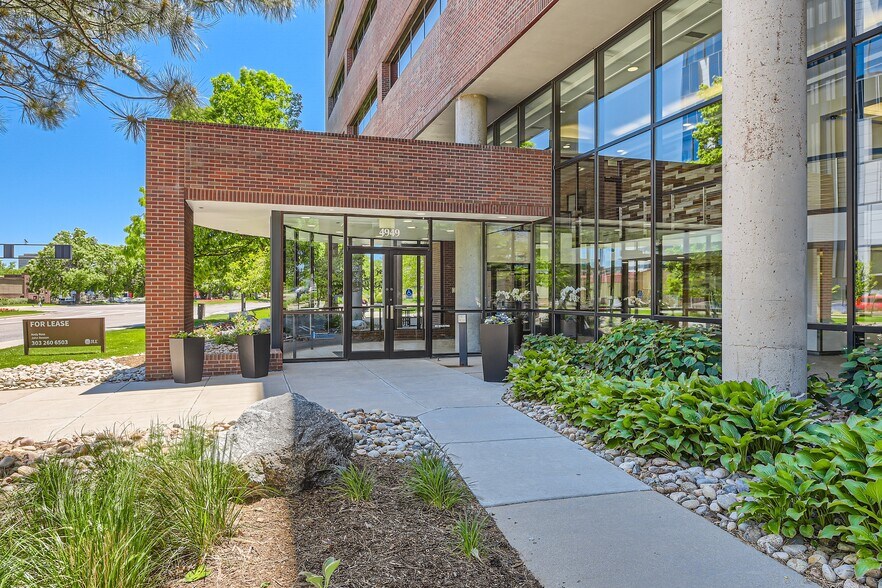 More Photos Of 4949 S Syracuse St, Denver Office For Lease