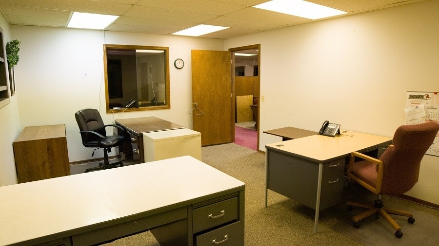 More Photos Of 4310 Oklahoma Ave, Woodward Distribution For Sale