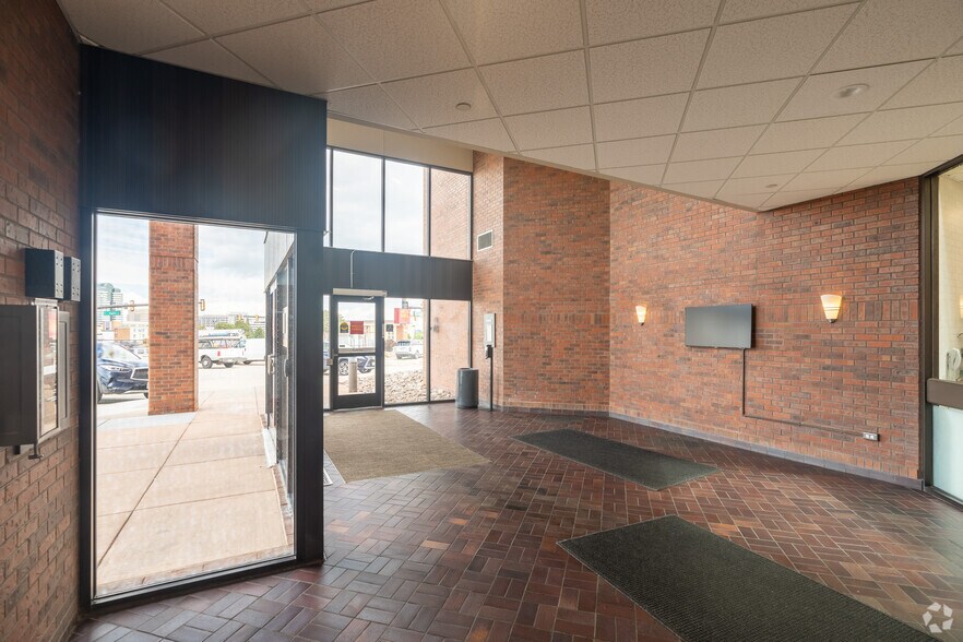 More Photos Of 9350 E Arapahoe Rd, Greenwood Village Office For Lease