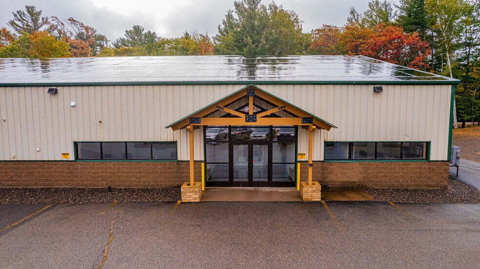 More Photos Of 875 Brookton Rd, Marquette Distribution For Sale